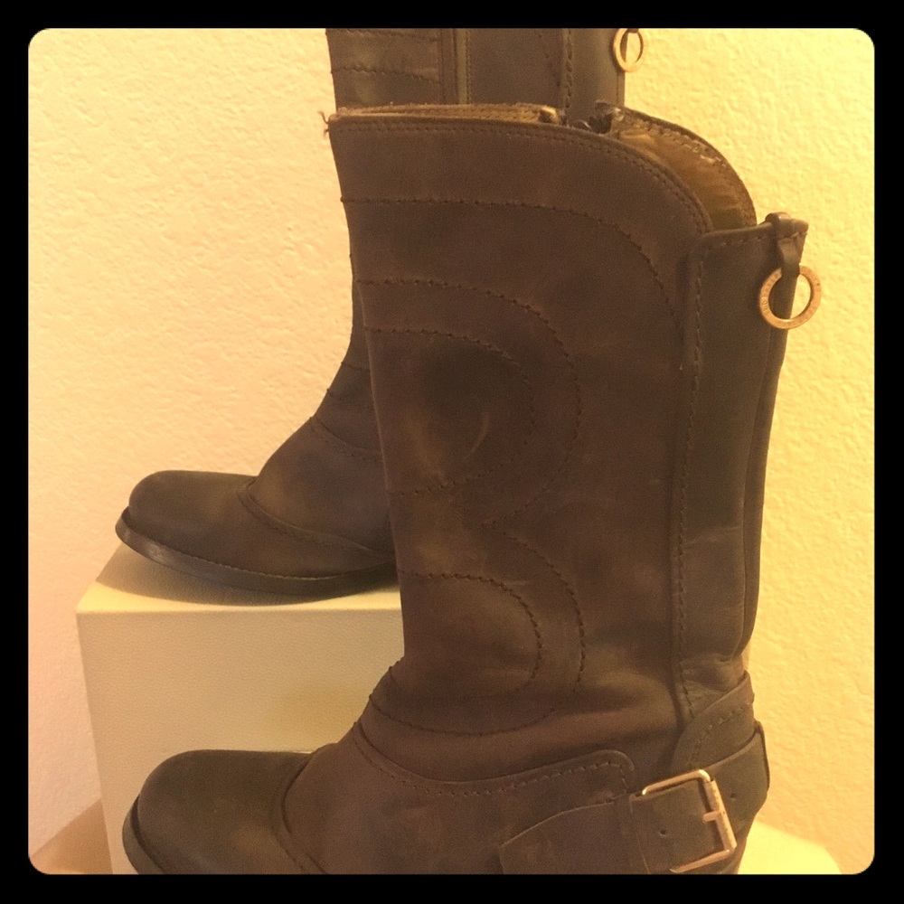 Moving sale ending soon! Ted Baker Calf Boots
